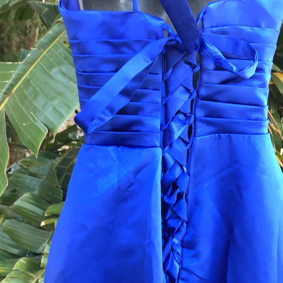 Side slit formal gown - Picture 8 of 12